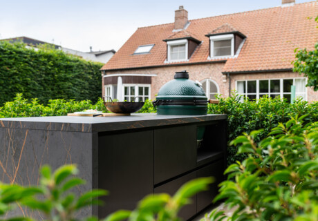 Ein Außenküchenblock: Bringen Sie Ihren Garten auf ein neues Level